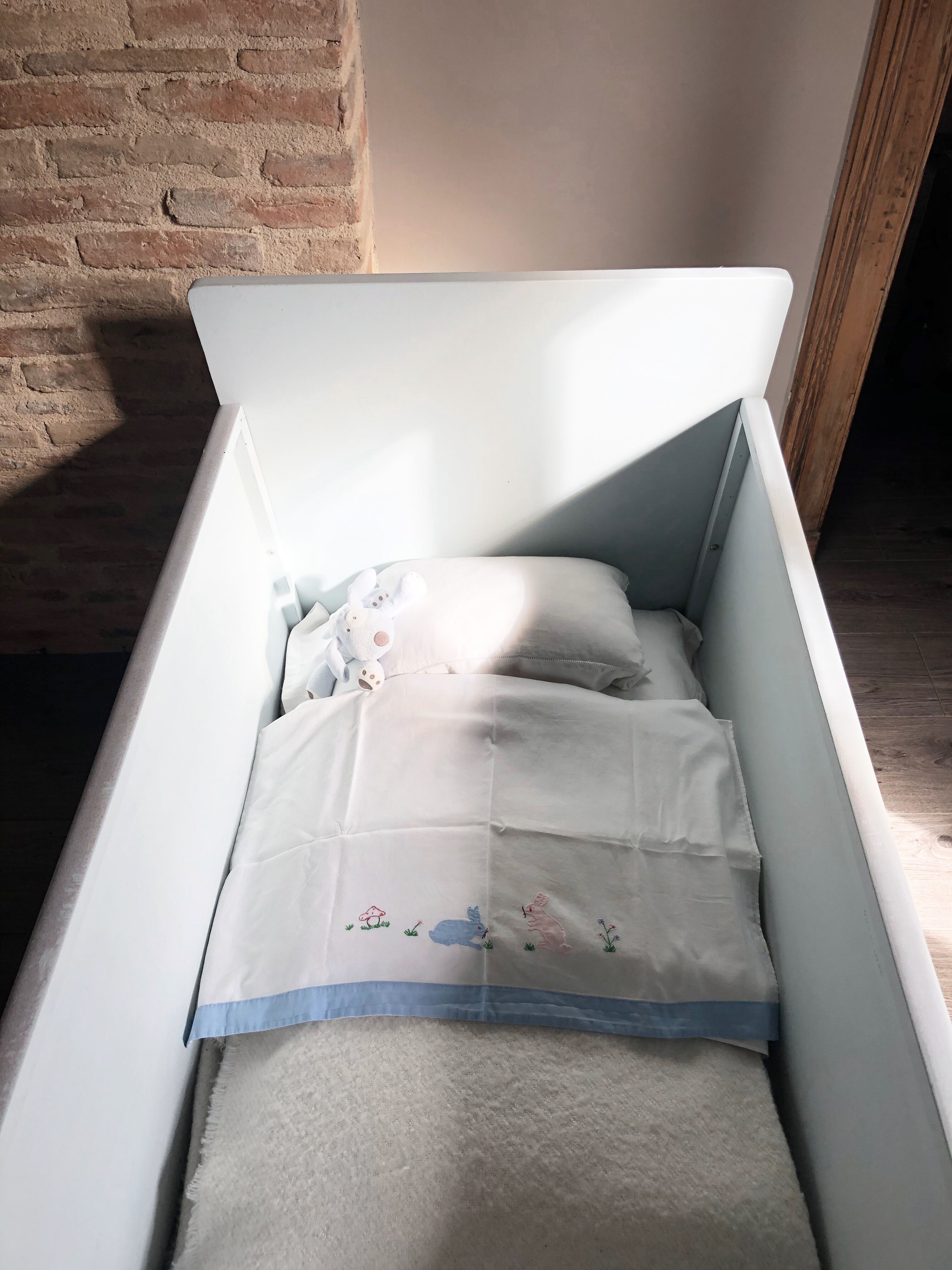 Children's bed from the 1950s