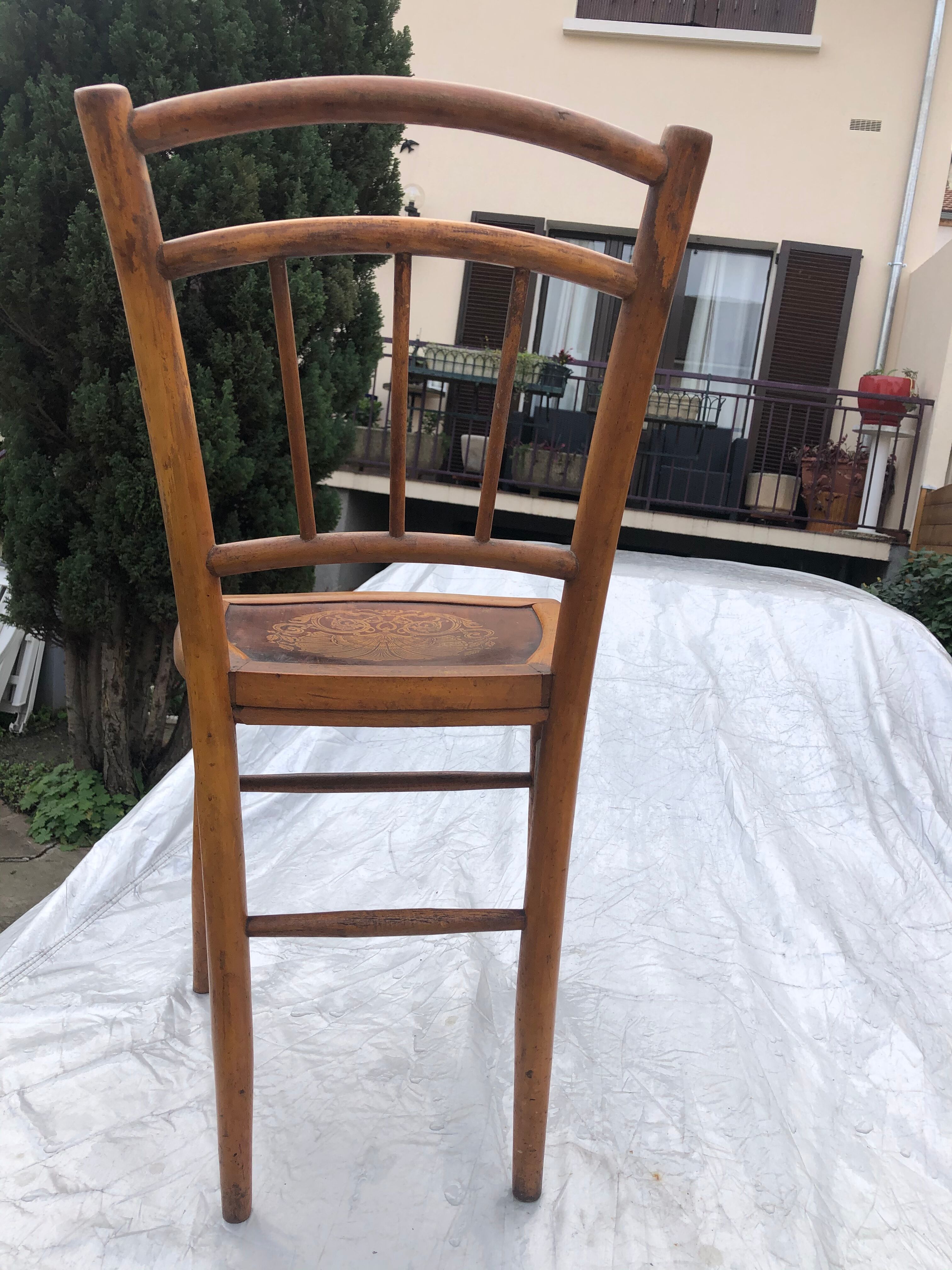 Bistro chair