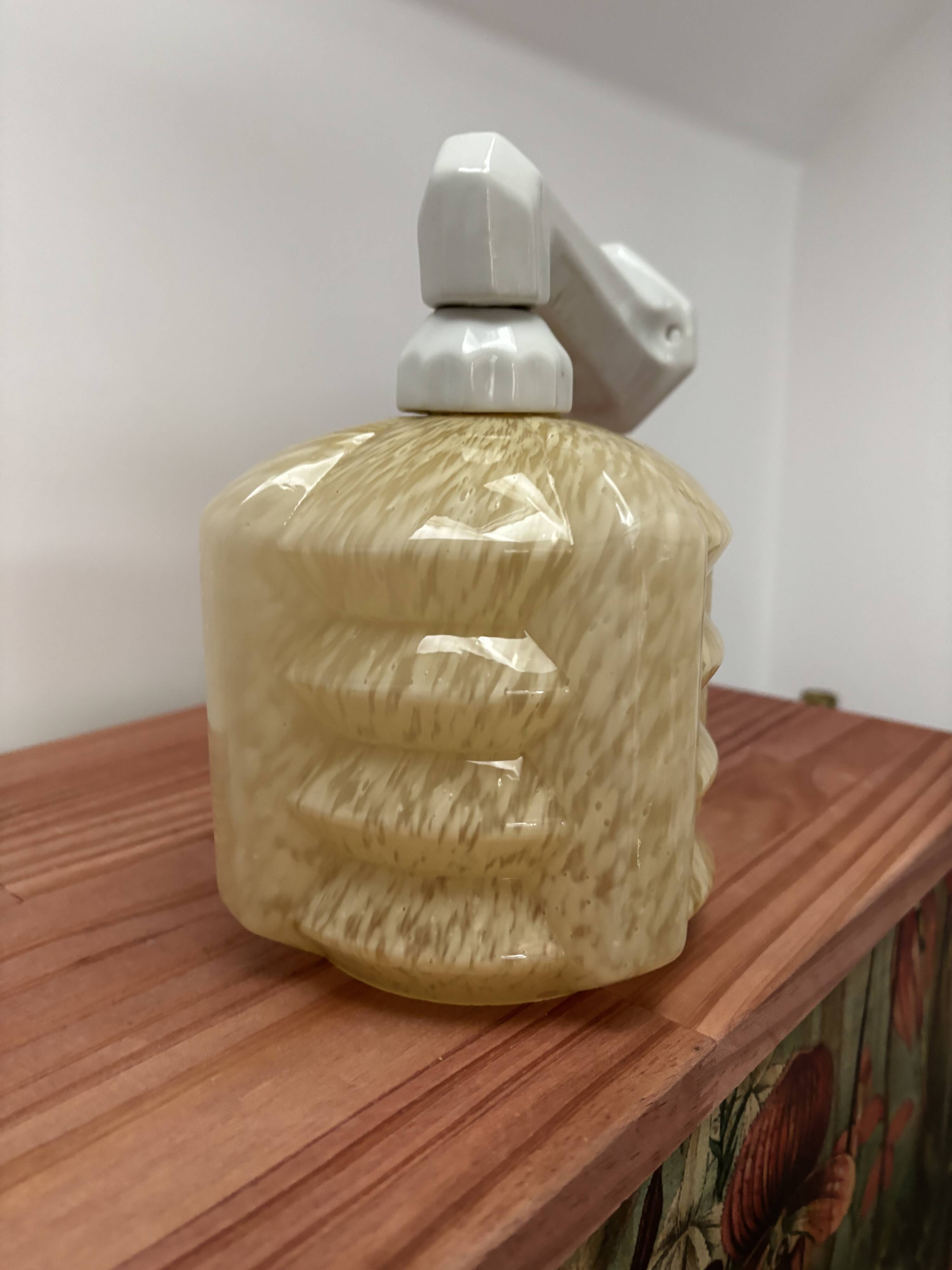 White porcelain wall light