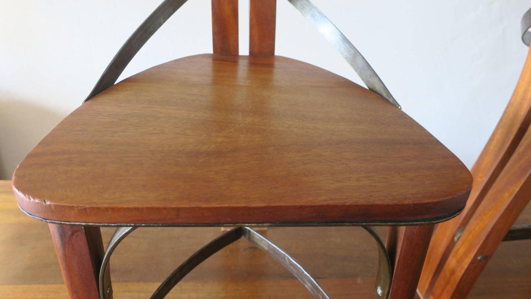 Brutalist 6 chairs and dining table in teak and patinated steel, 1960s