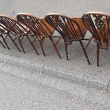 Set of 6 Windsor chairs