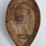 Dan mask in carved wood, brown patina, Ivory Coast, 25 cm