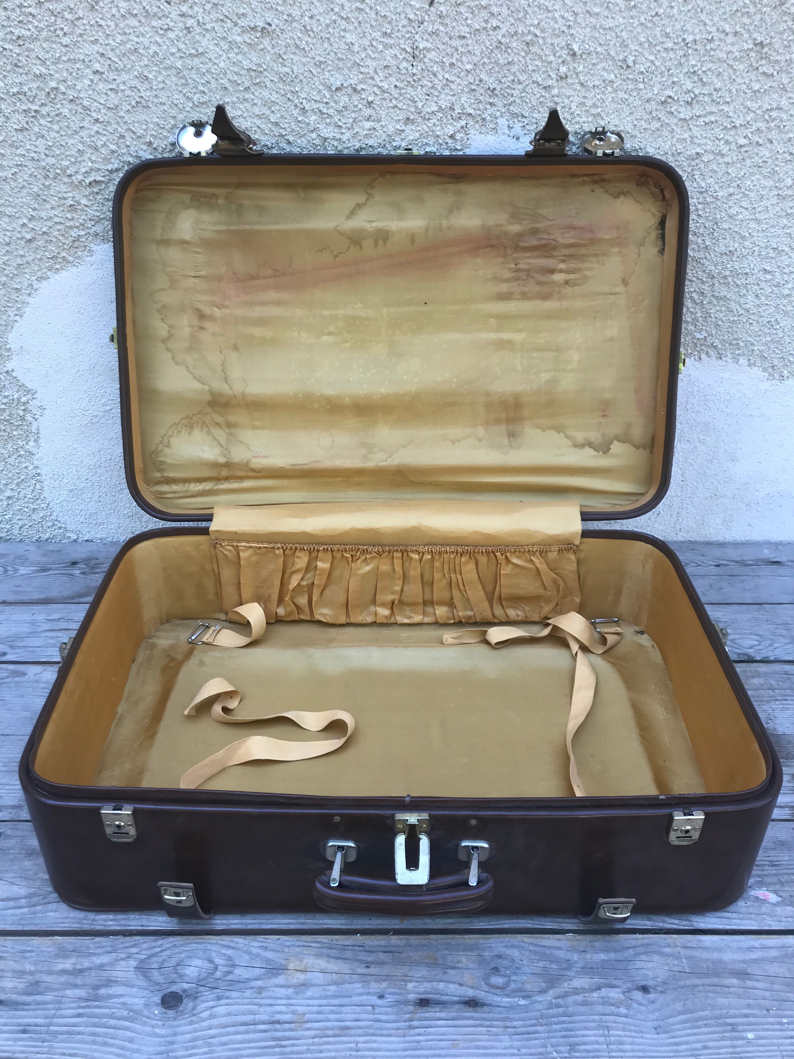 Old suitcase travel leather brown