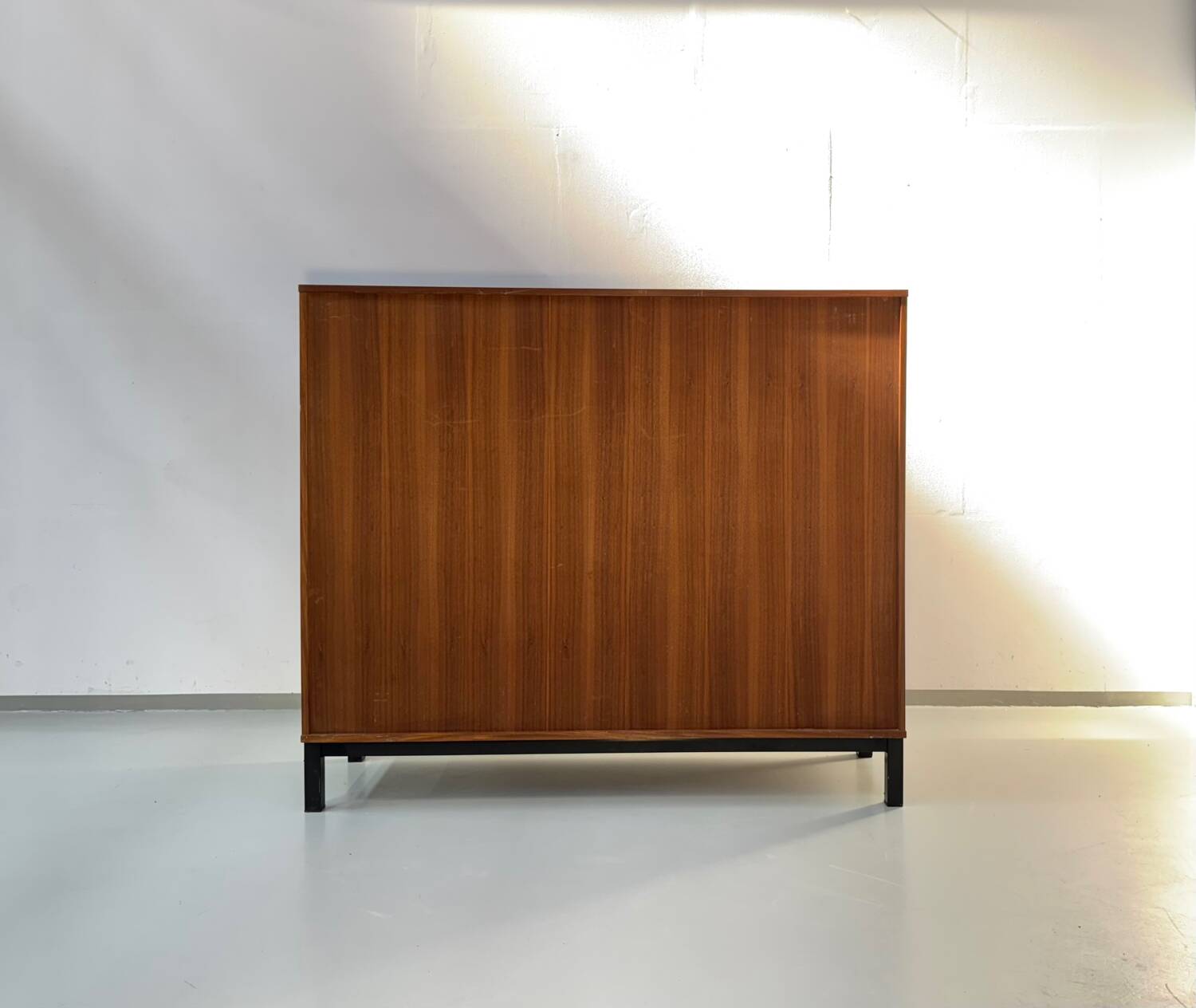 Armoire danoise vintage en teck - années 1970.
