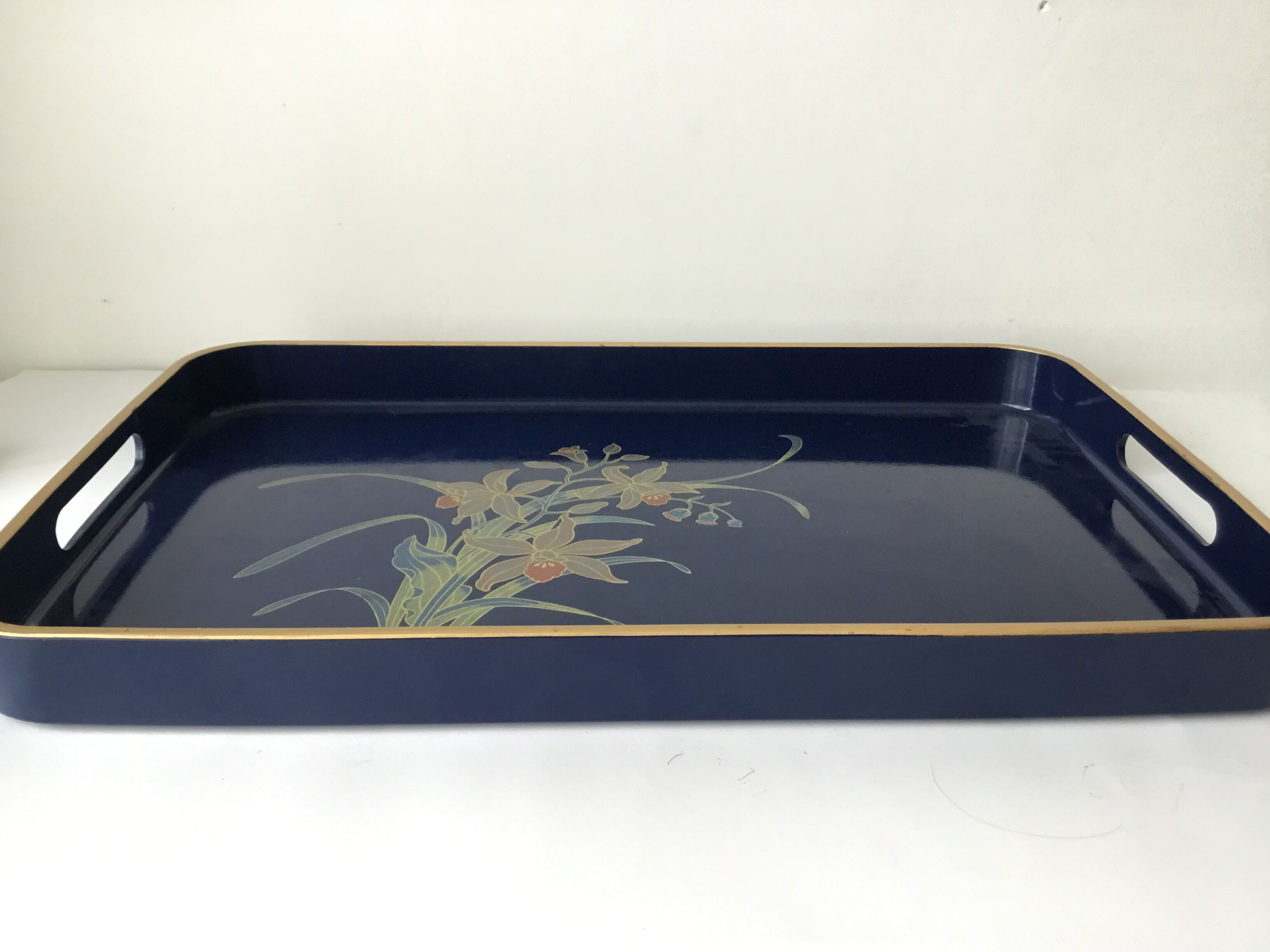 Lacquered tray