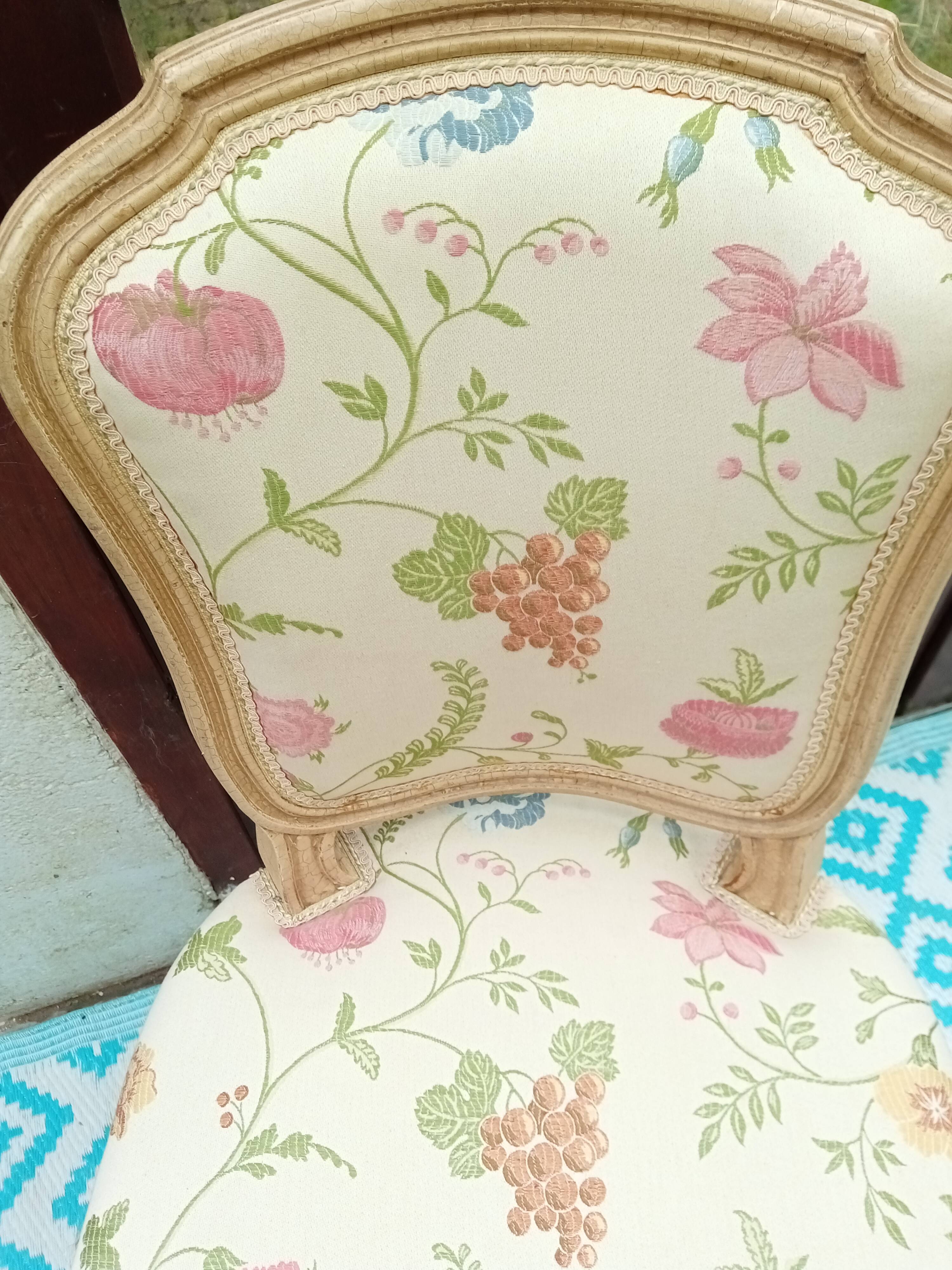 Upholstered chair Louis XV