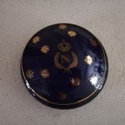 Bonbonnière décor Empire en porcelaine de Limoges