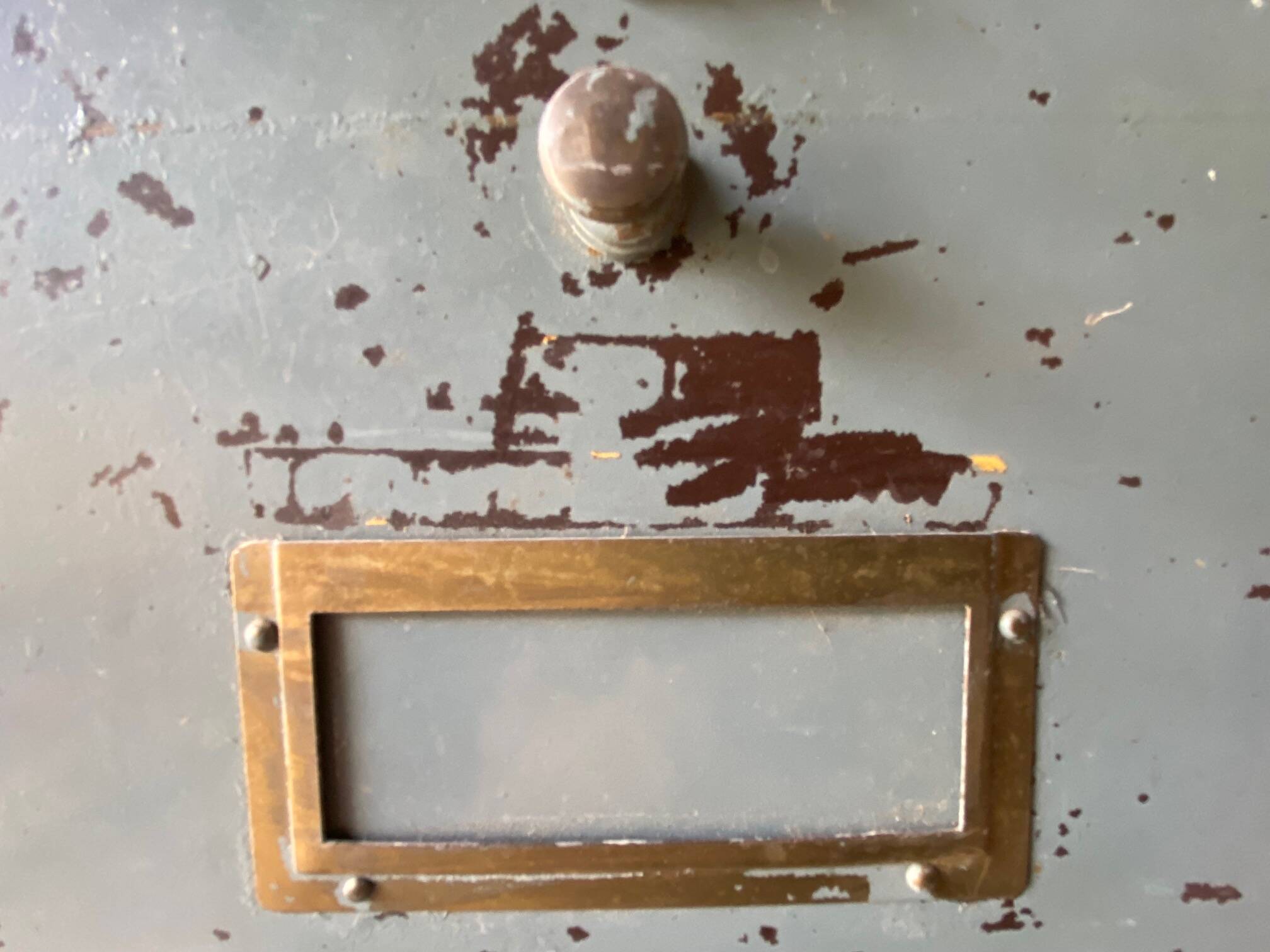 Cabinet with 10 valves roneo industrial metal 1950 n2