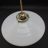 Suspension in opaline