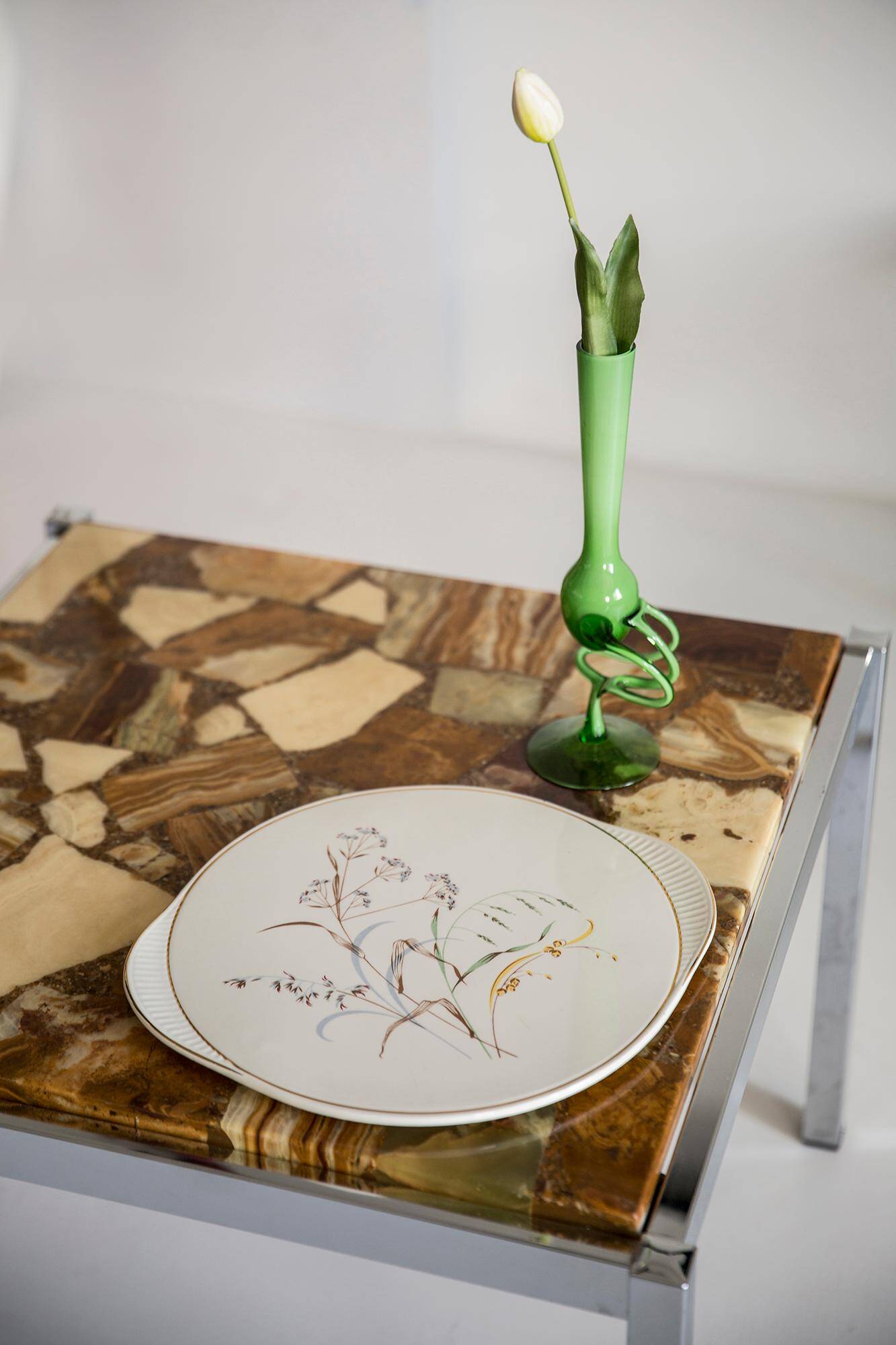 Decorative plate with vintage flowers from the mid-century, Germany, 1970s.