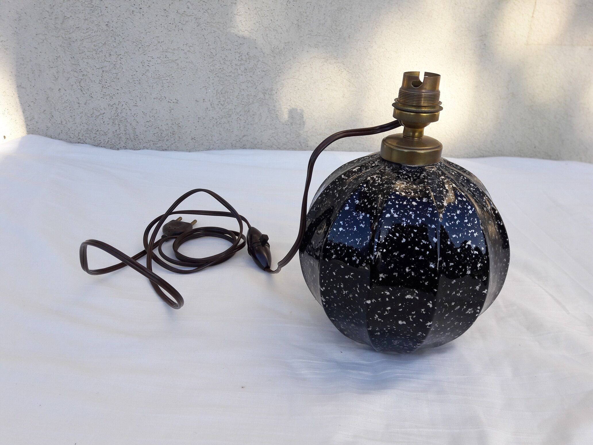 Black and silver lamp foot