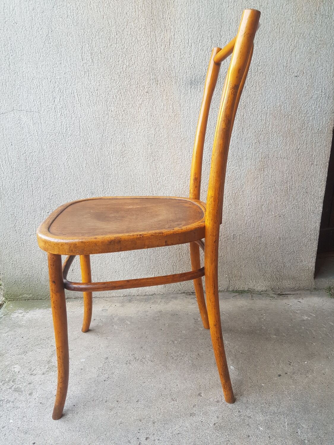 Bistro chair