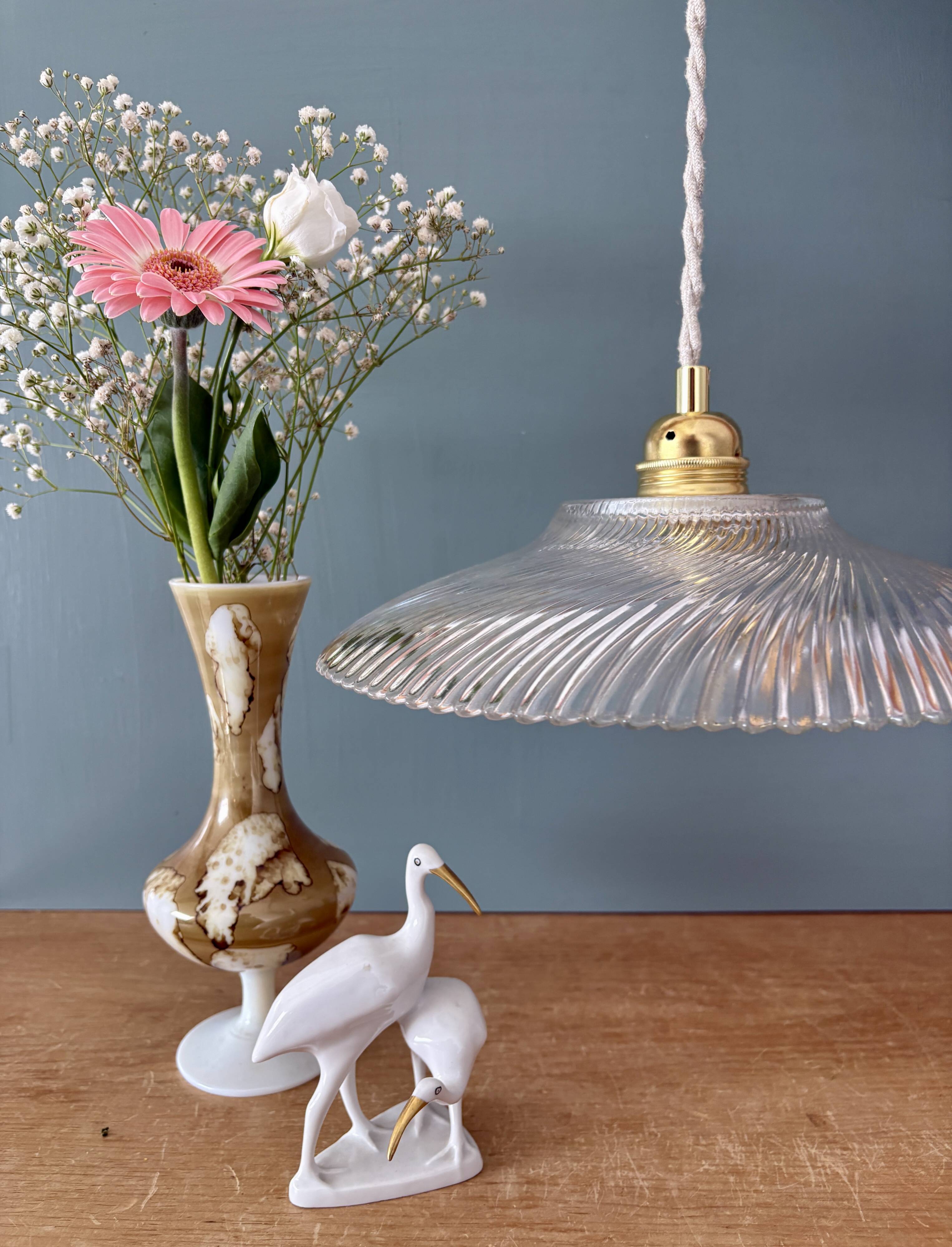 Vintage molded ribbed glass lampshade pendant light - tableware collection -