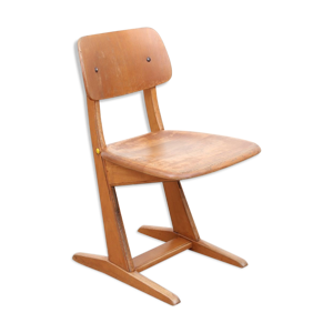 Chaise d'école par Casala