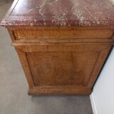 Marble top store bank