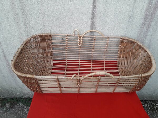 Couffin en rotin