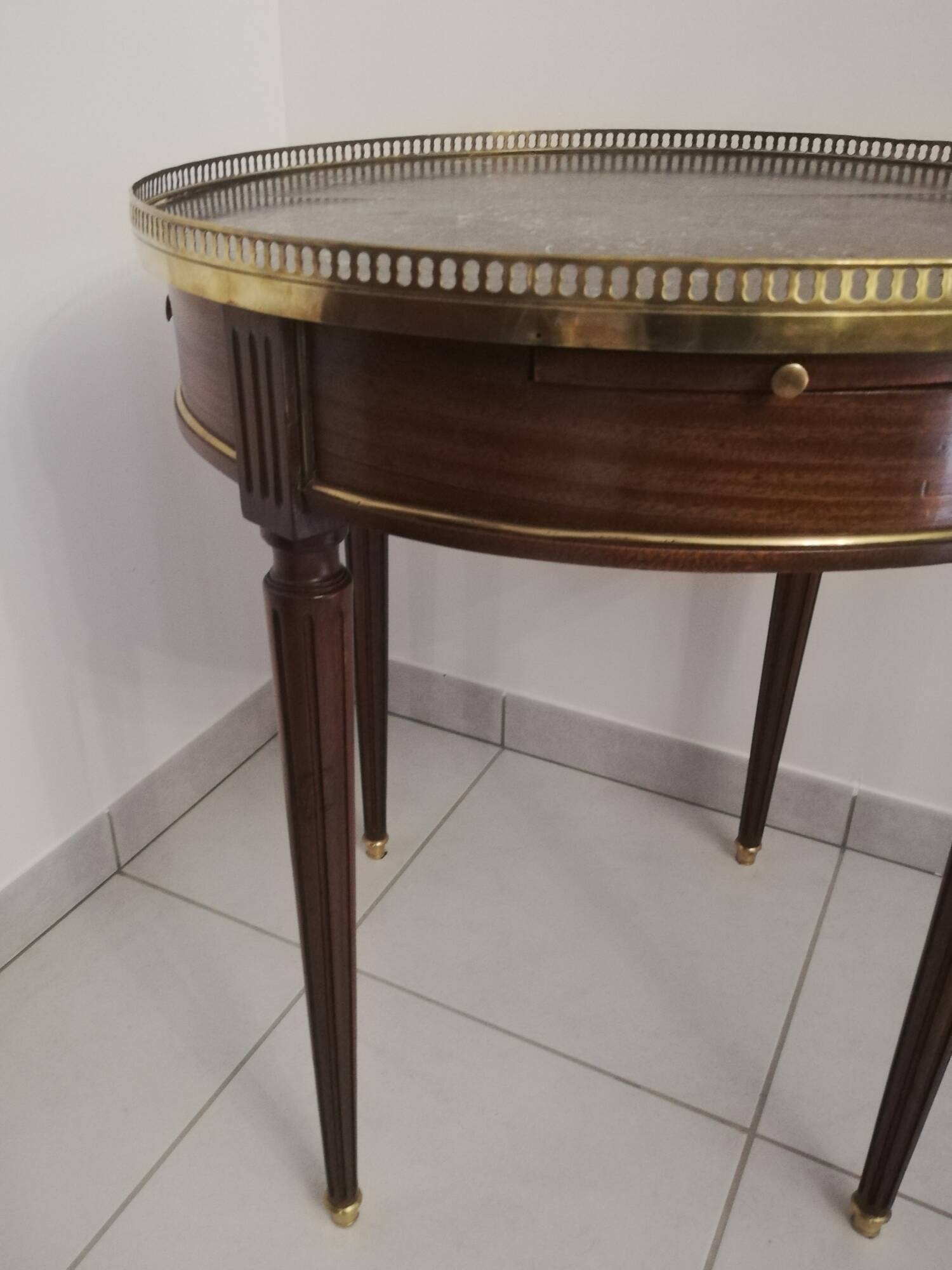 Mahogany hot water bottle table