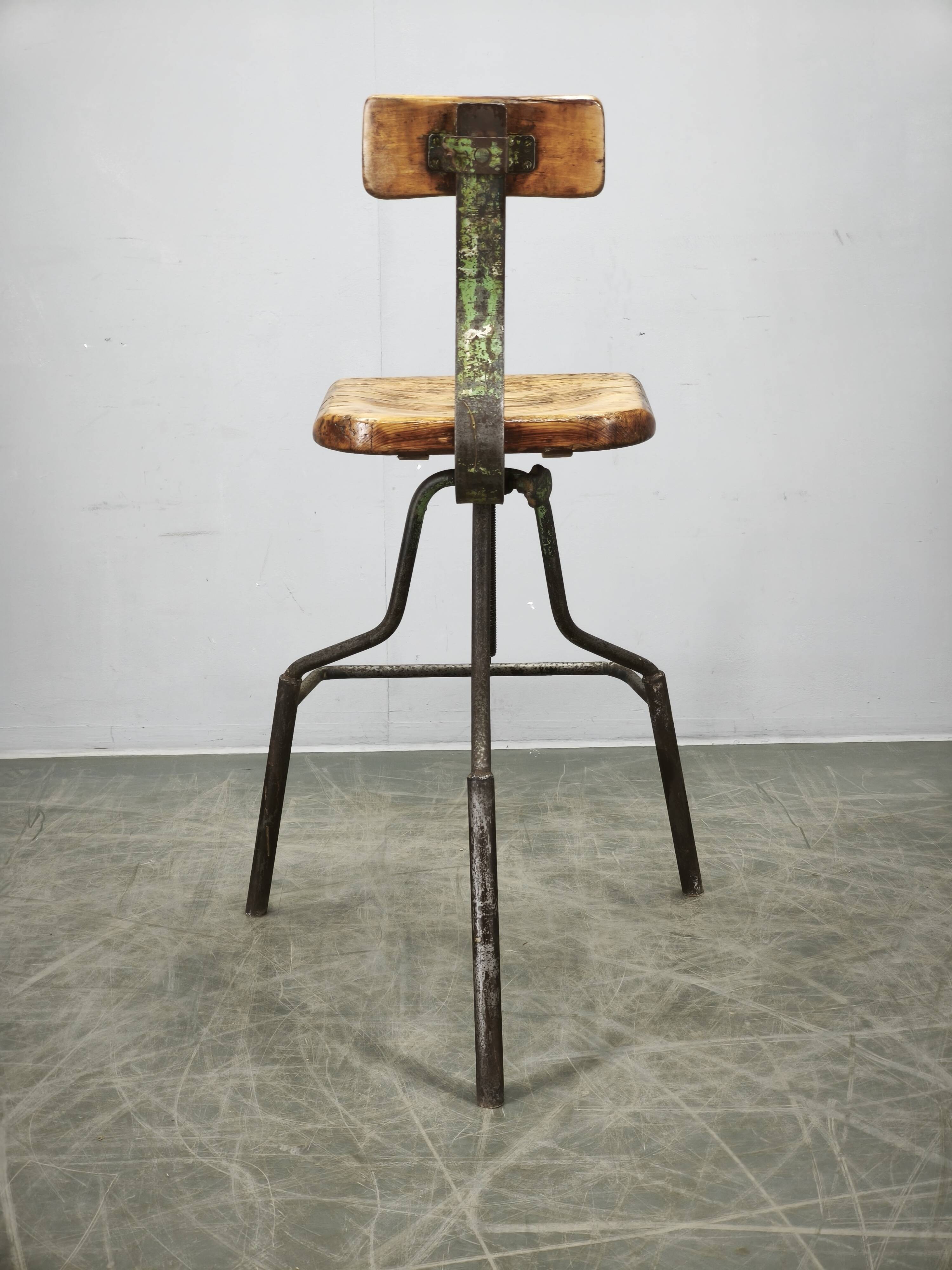 1940s Czechoslovak Industrial Height Adjustable Swivel Workshop Chair
