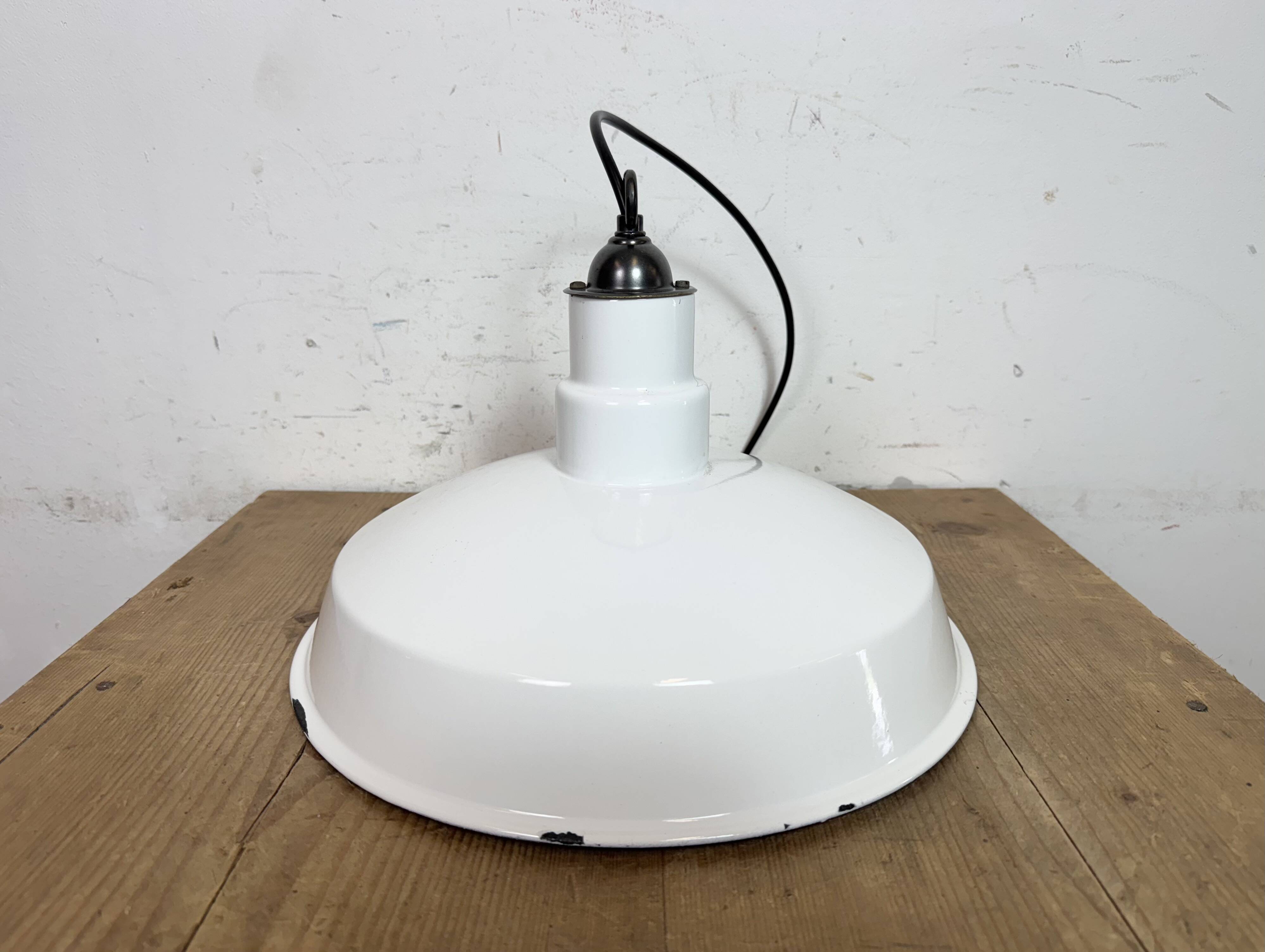 Industrial White Enamel Factory Pendant Lamp, 1960s
