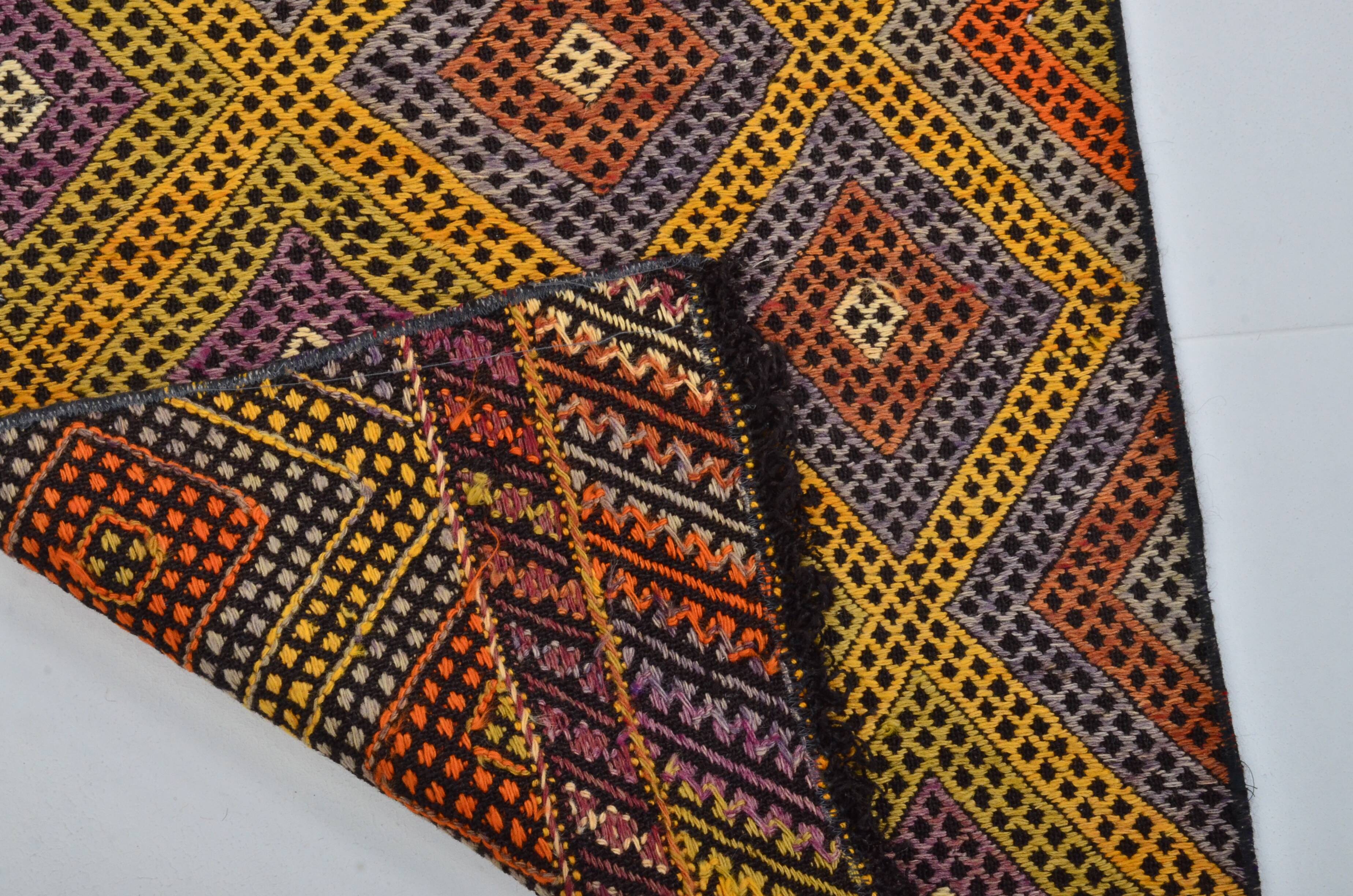Handwoven Turkish Neutral Kilim sku 3400