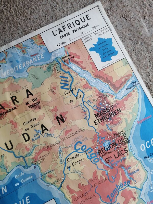 Carte scolaire vintage mdi: Afrique-Europe physique.