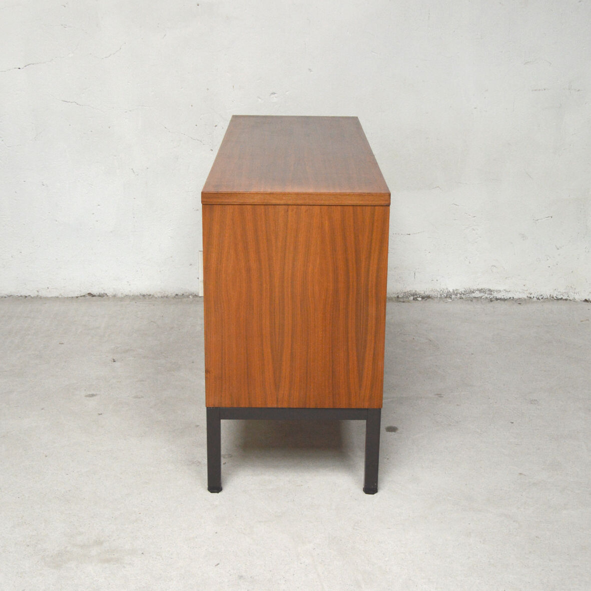 Metal foot sideboard, 1960