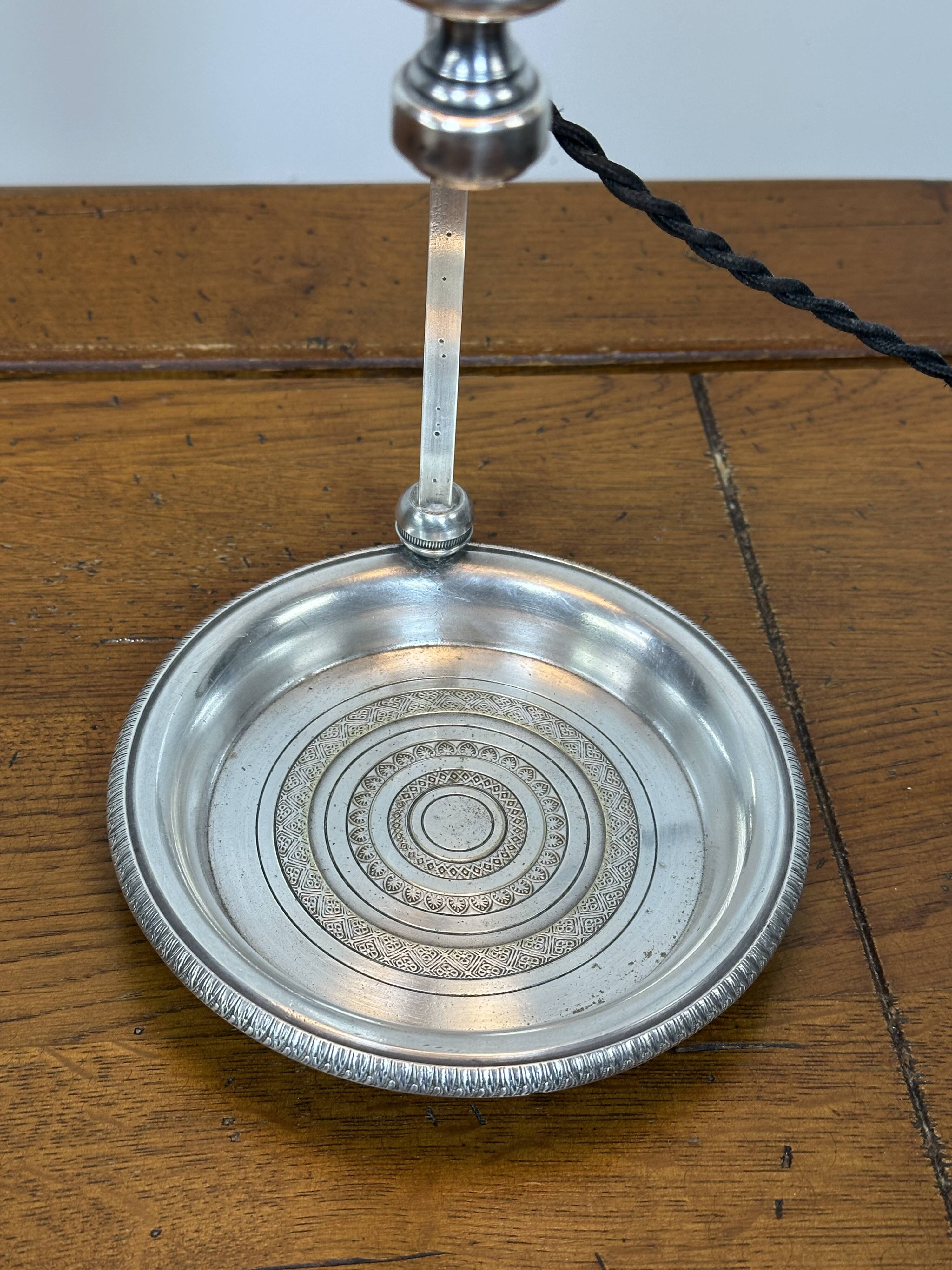 Silver-plated Quinquet lamp from the 19th century.
