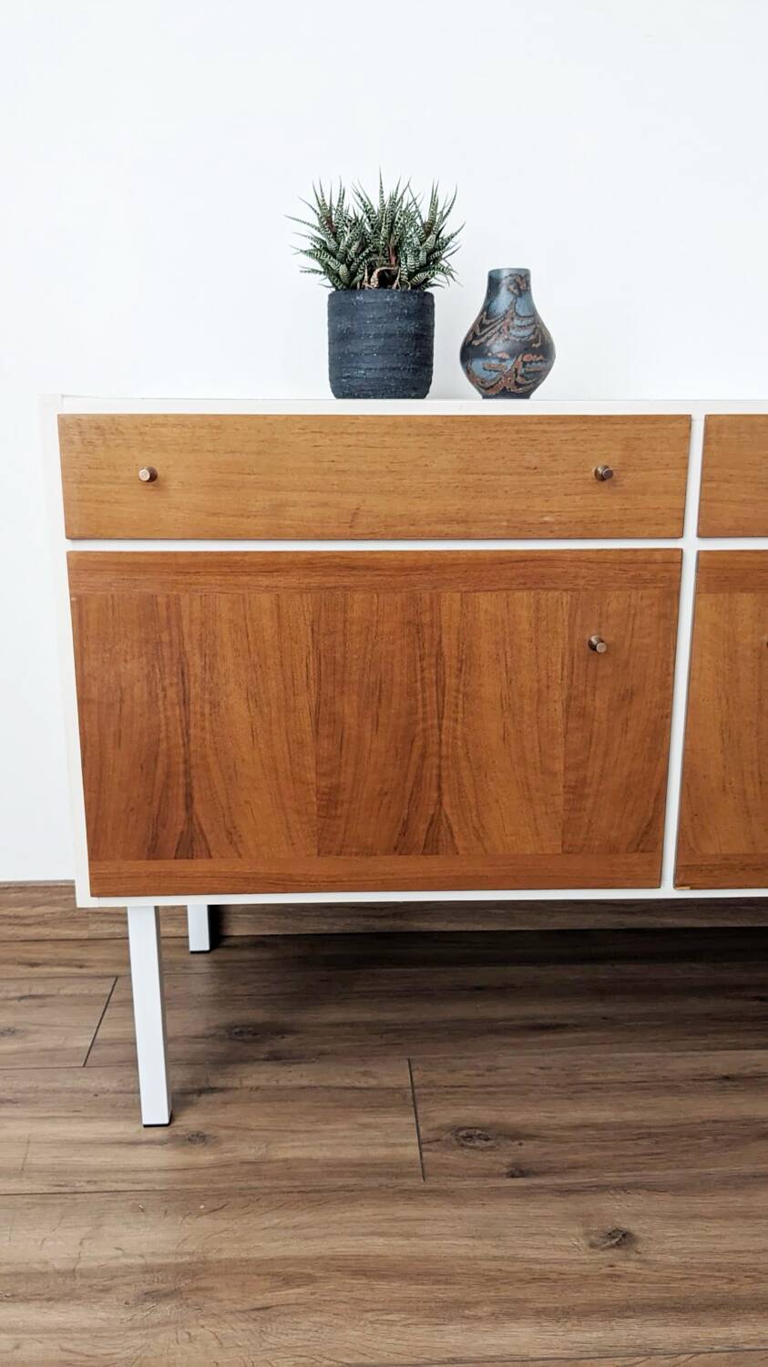 Vintage sideboard with 3 doors and 3 drawers