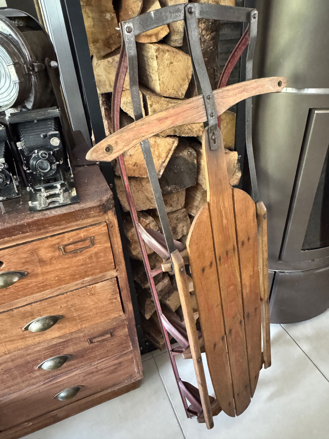 Ancienne luge américaine en bois vintage