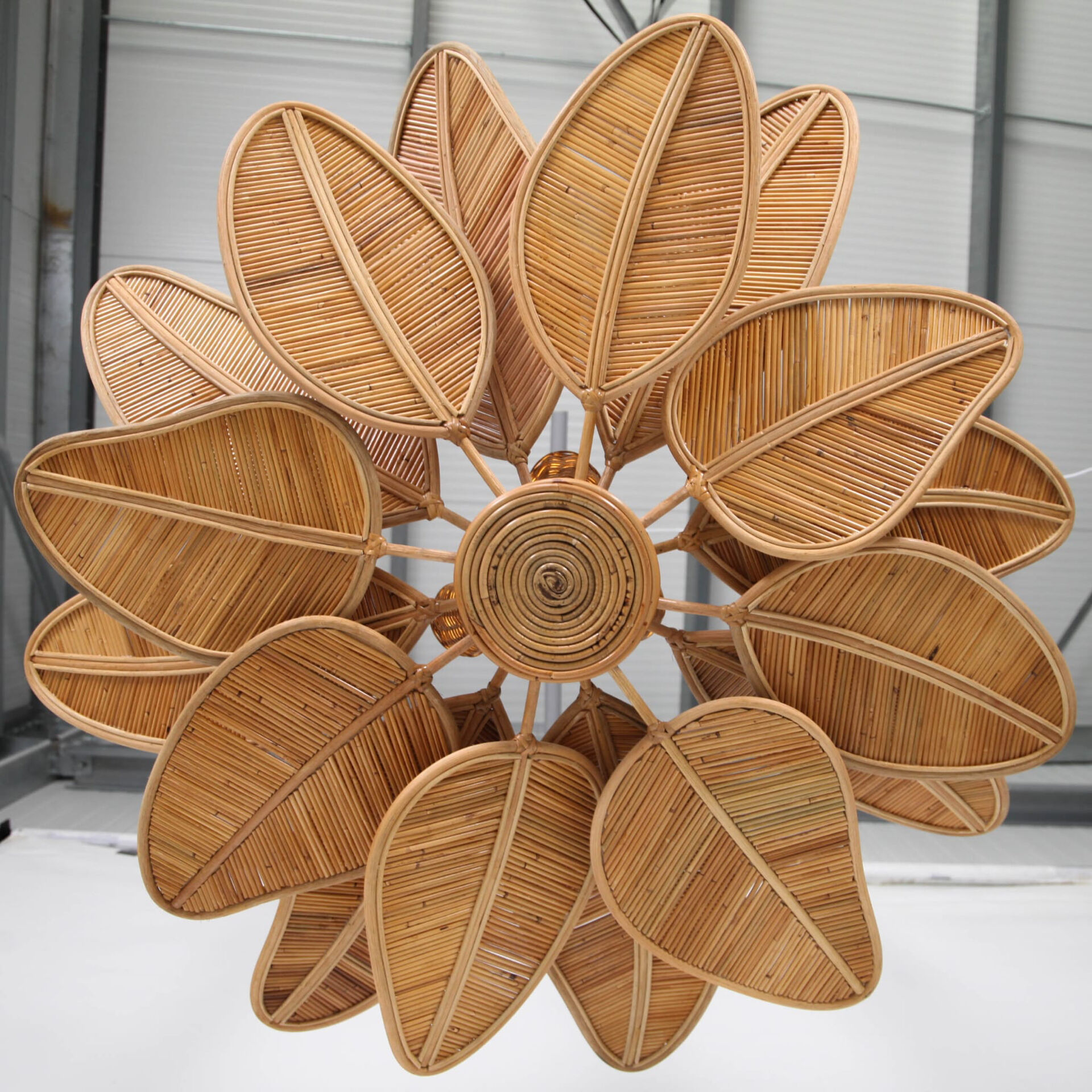 "Flower" chandelier in rattan
