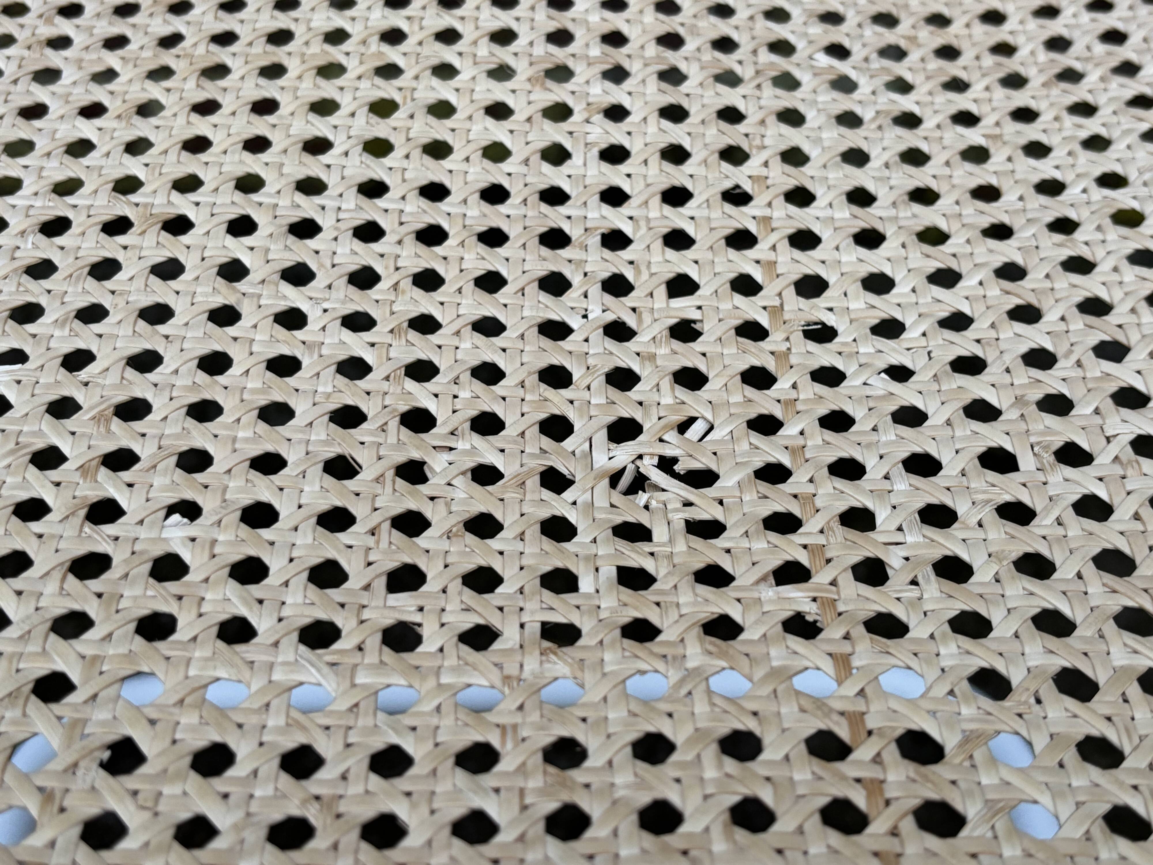 Cesca design chair b32 model in white