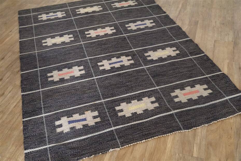 Vintage Swedish wool rug "Rolakan" 1960