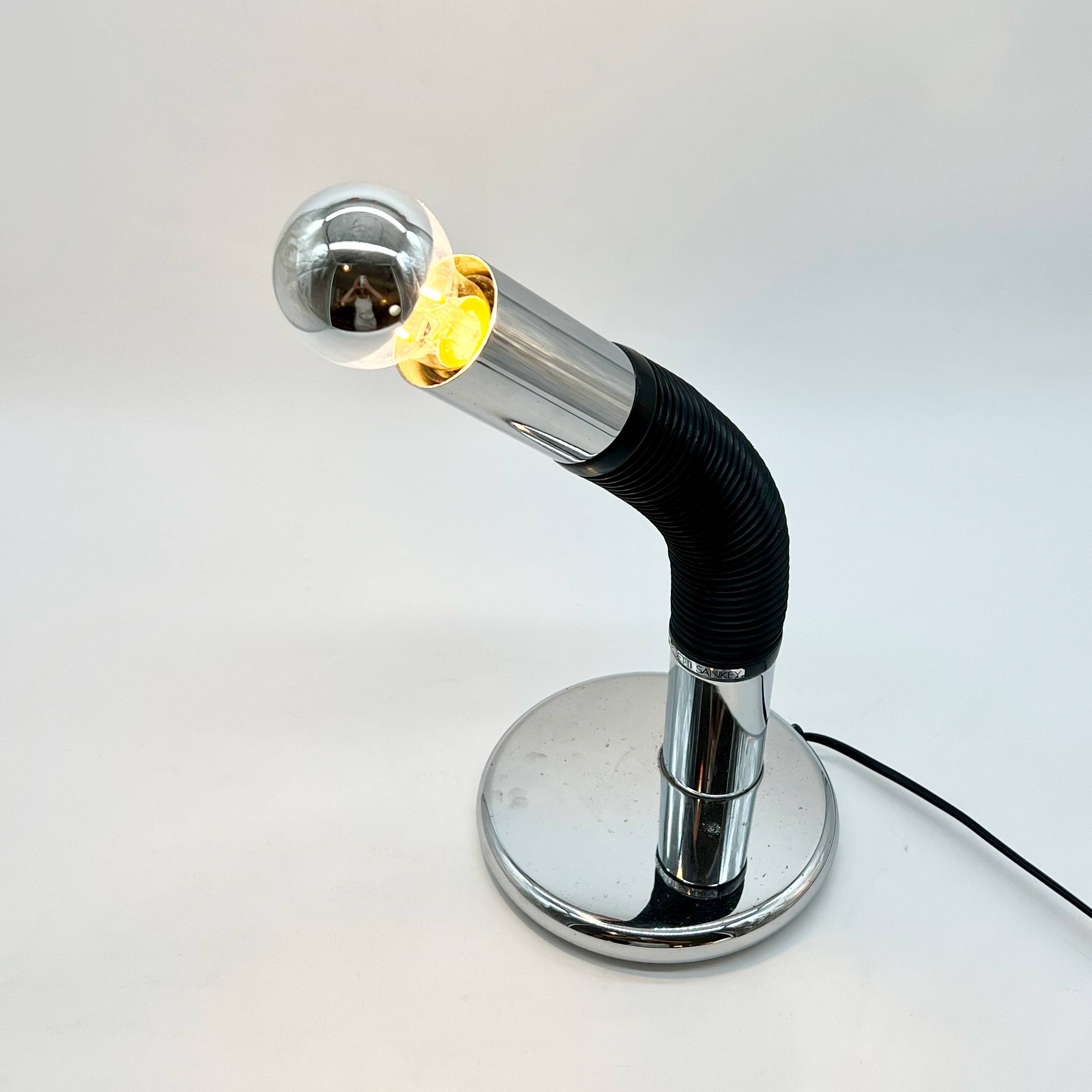 “Elbow” lamp in articulated metal by E. Bellini for Targetti Sankey, Ital