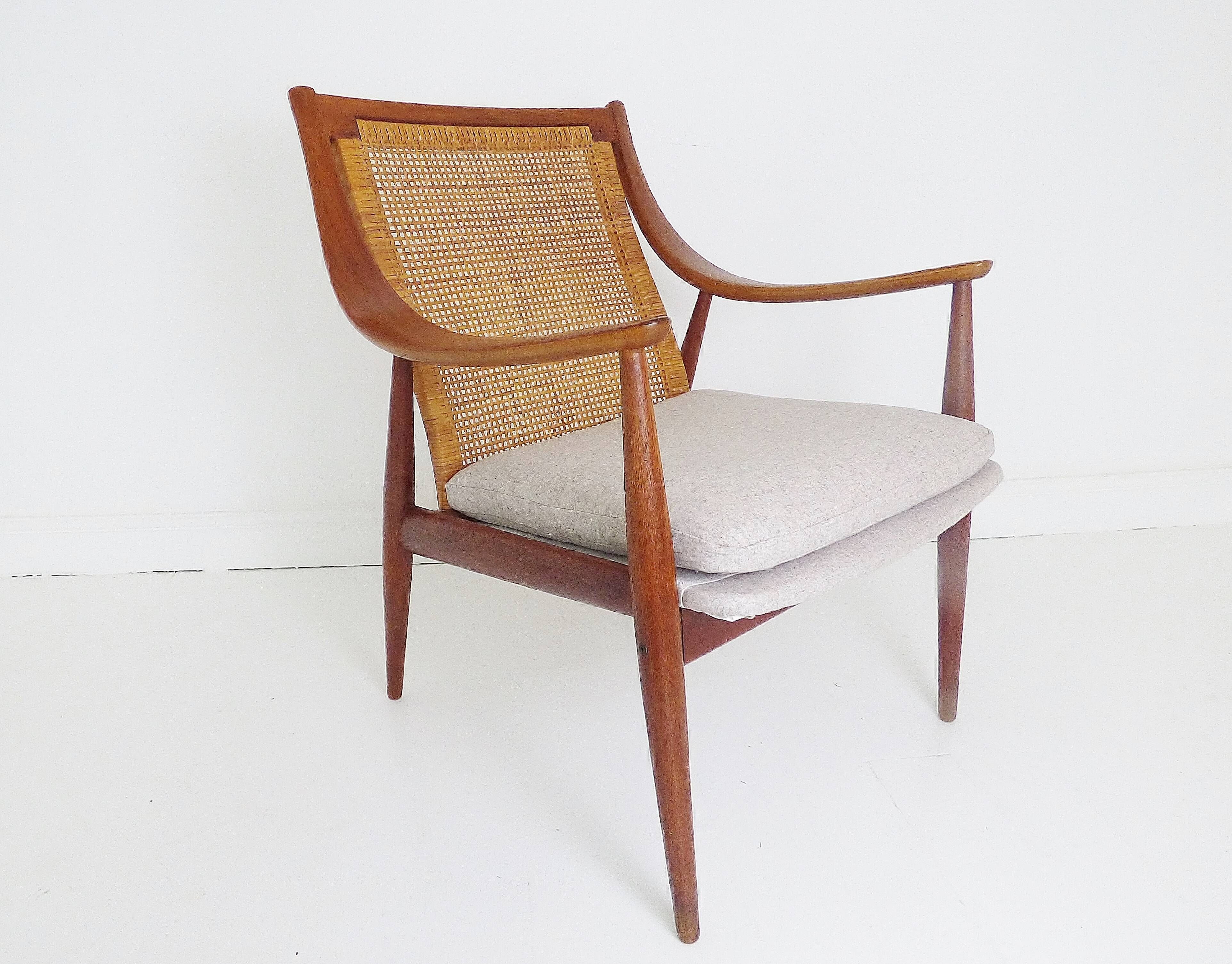 Fauteuil Vintage Peter Hvidt & Orla Molgaard Teck Et Rotin Par France ...