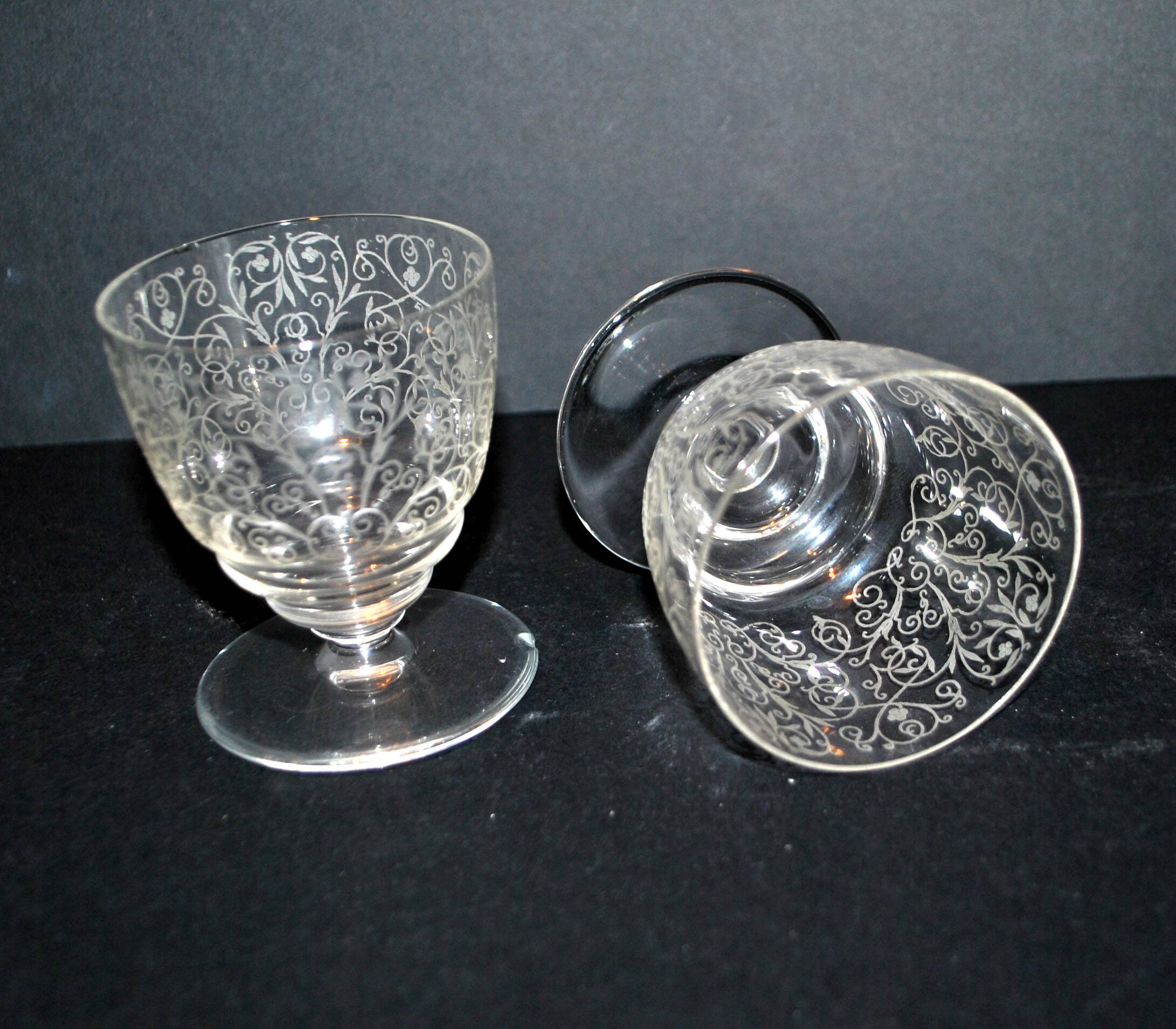 Set of 2 lulli crystal liqueur glasses signed baccarat art déco arabesque
