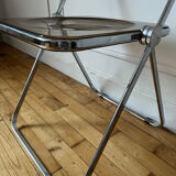 Plia folding chair by Giancarlo Piretti Castelli