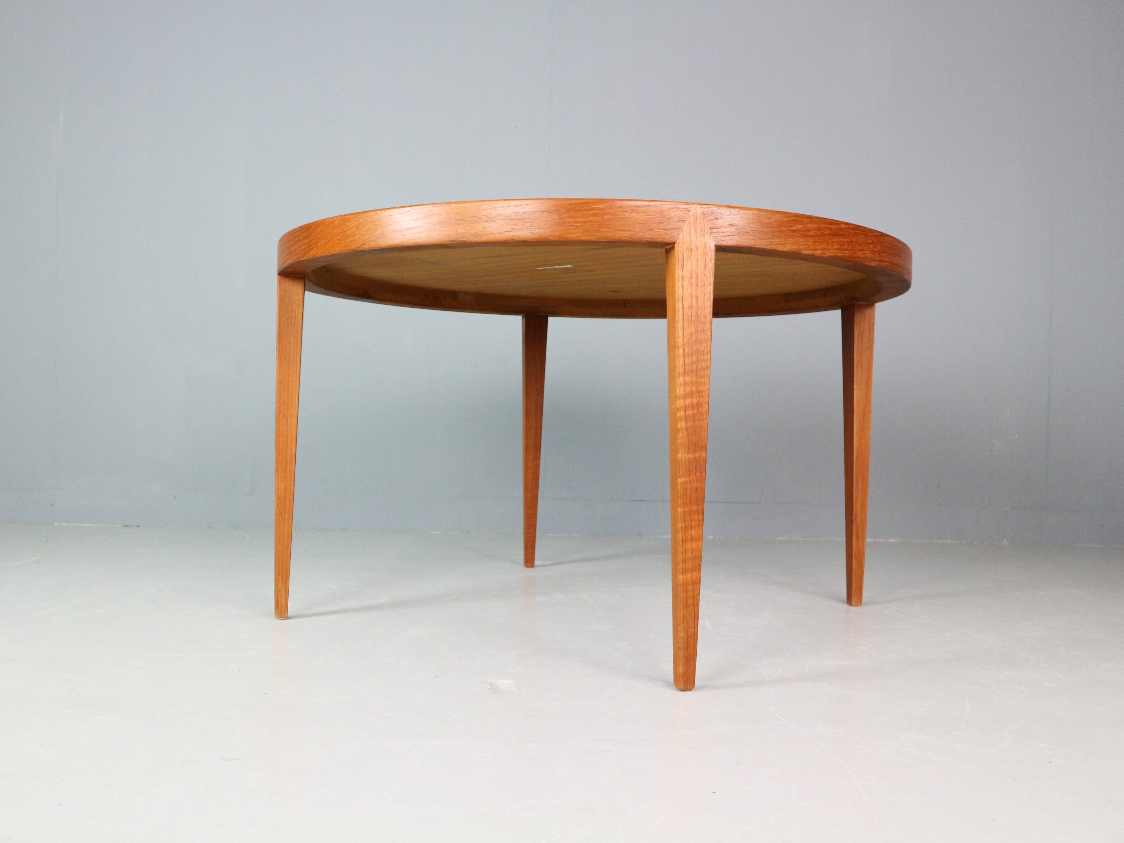 Table Basse Ronde en Teck Severin Hansen pour Haslev Mobelfabrik par Bovenkamp