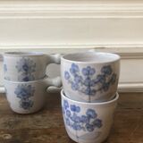 Set of 4 vintage cups
