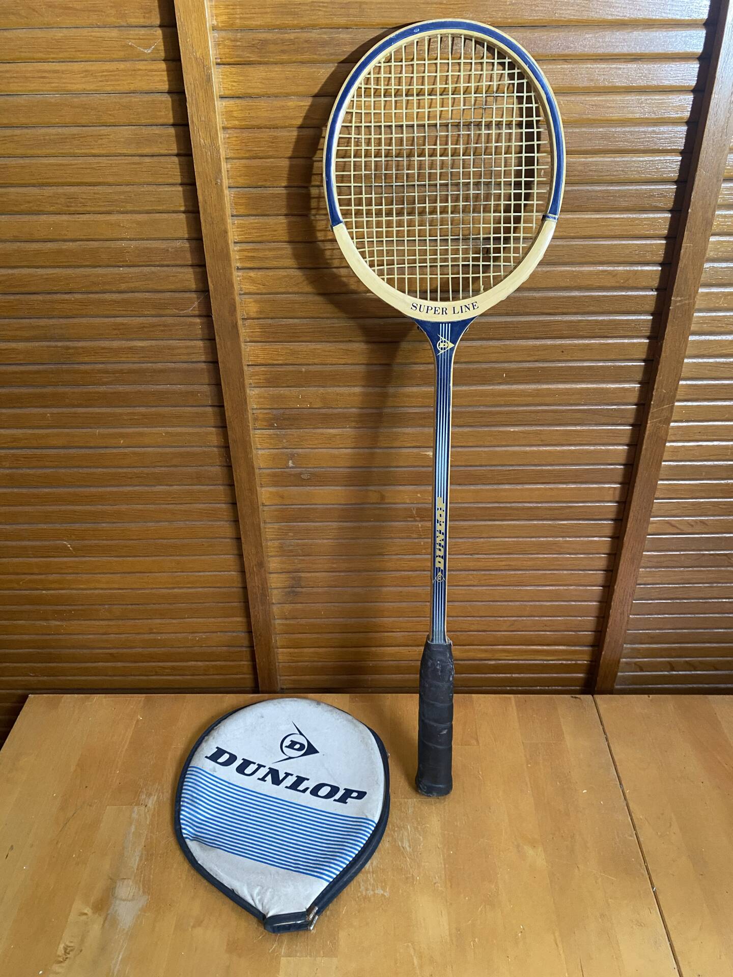Vintage dunlop badminton racket wood + sports cover #e240