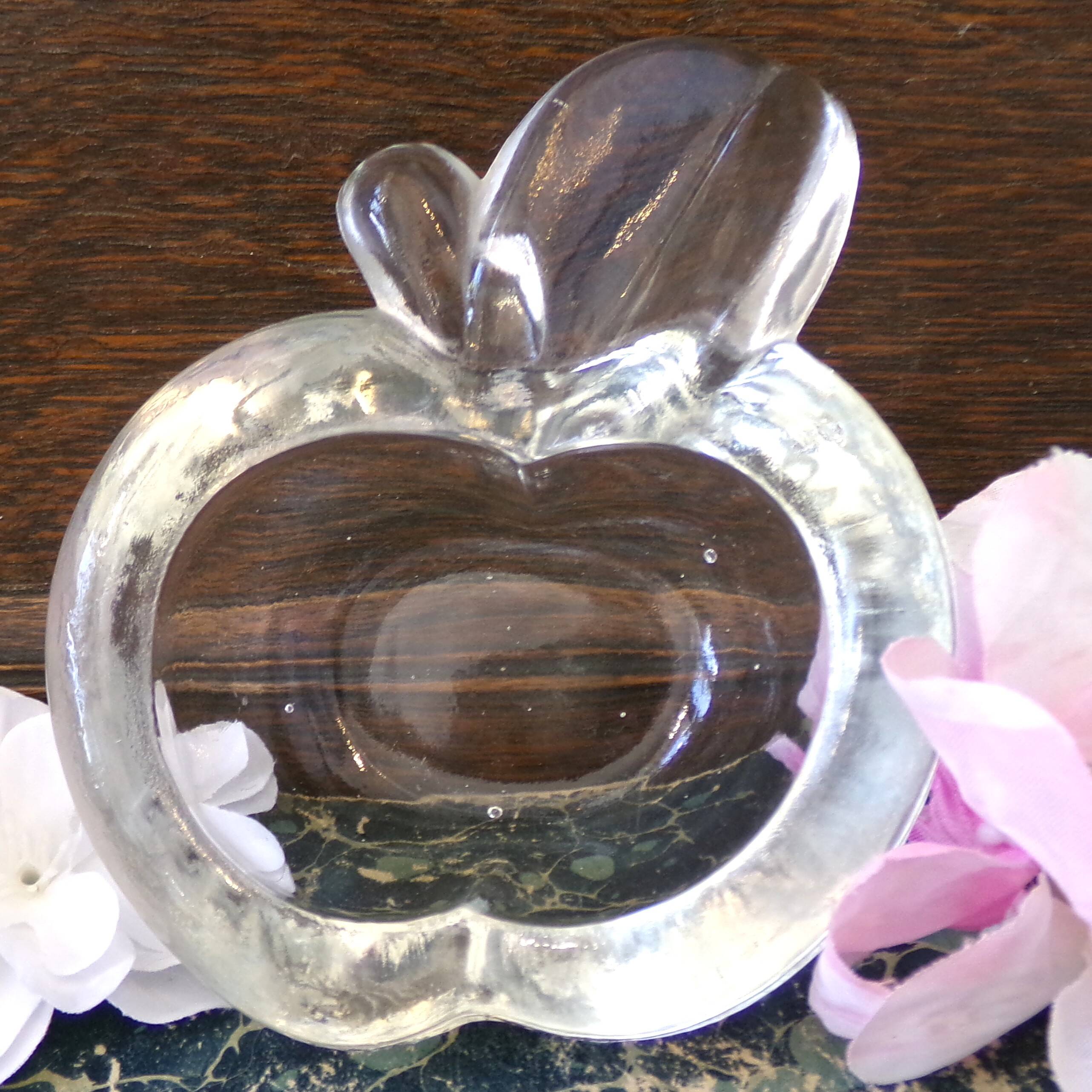 Art Vannes Vintage Crystal Apple Ashtray Trinket Dish Sauce Dish Decorative