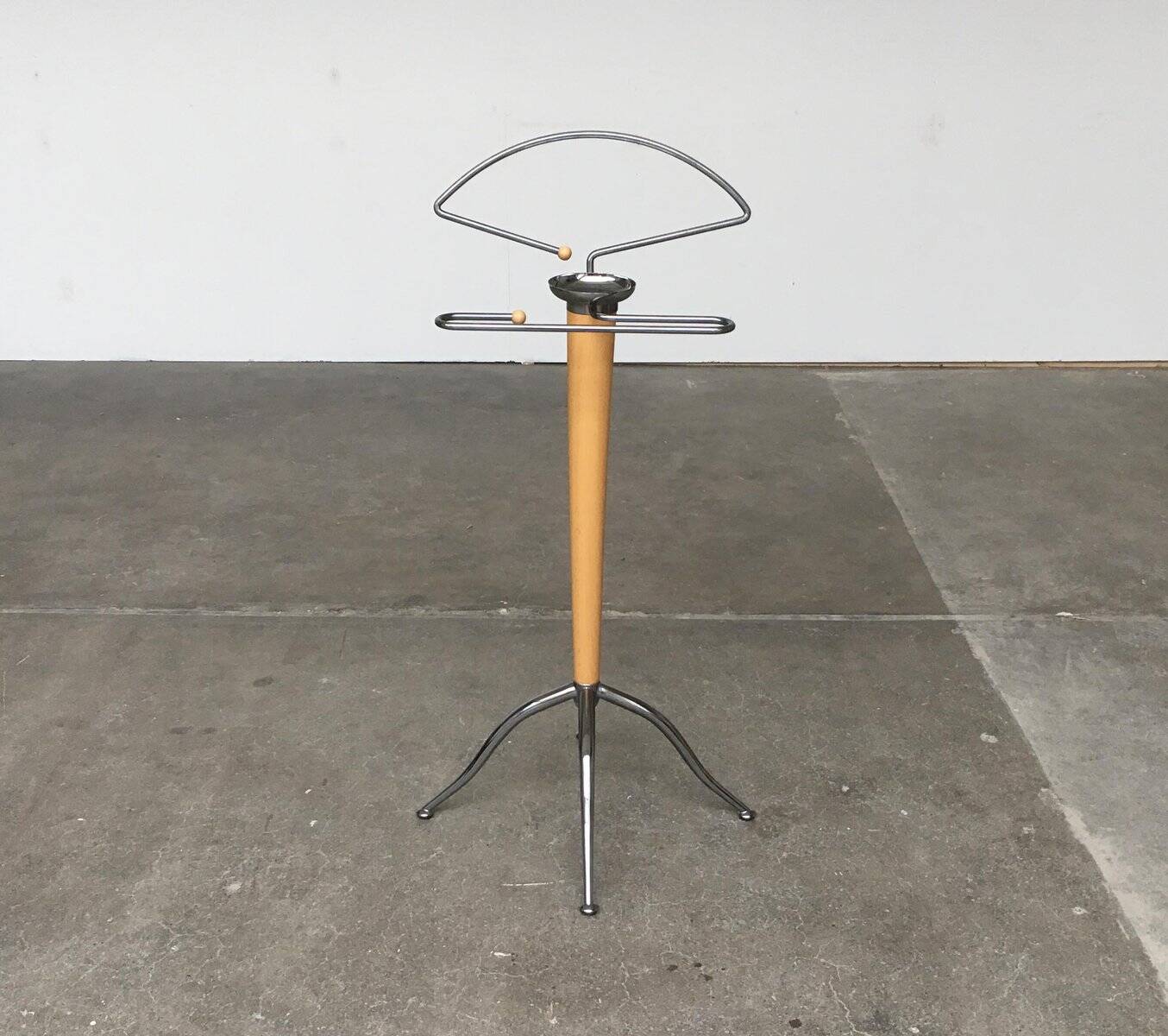 Vintage Italian postmodern coat rack by Calligaris.