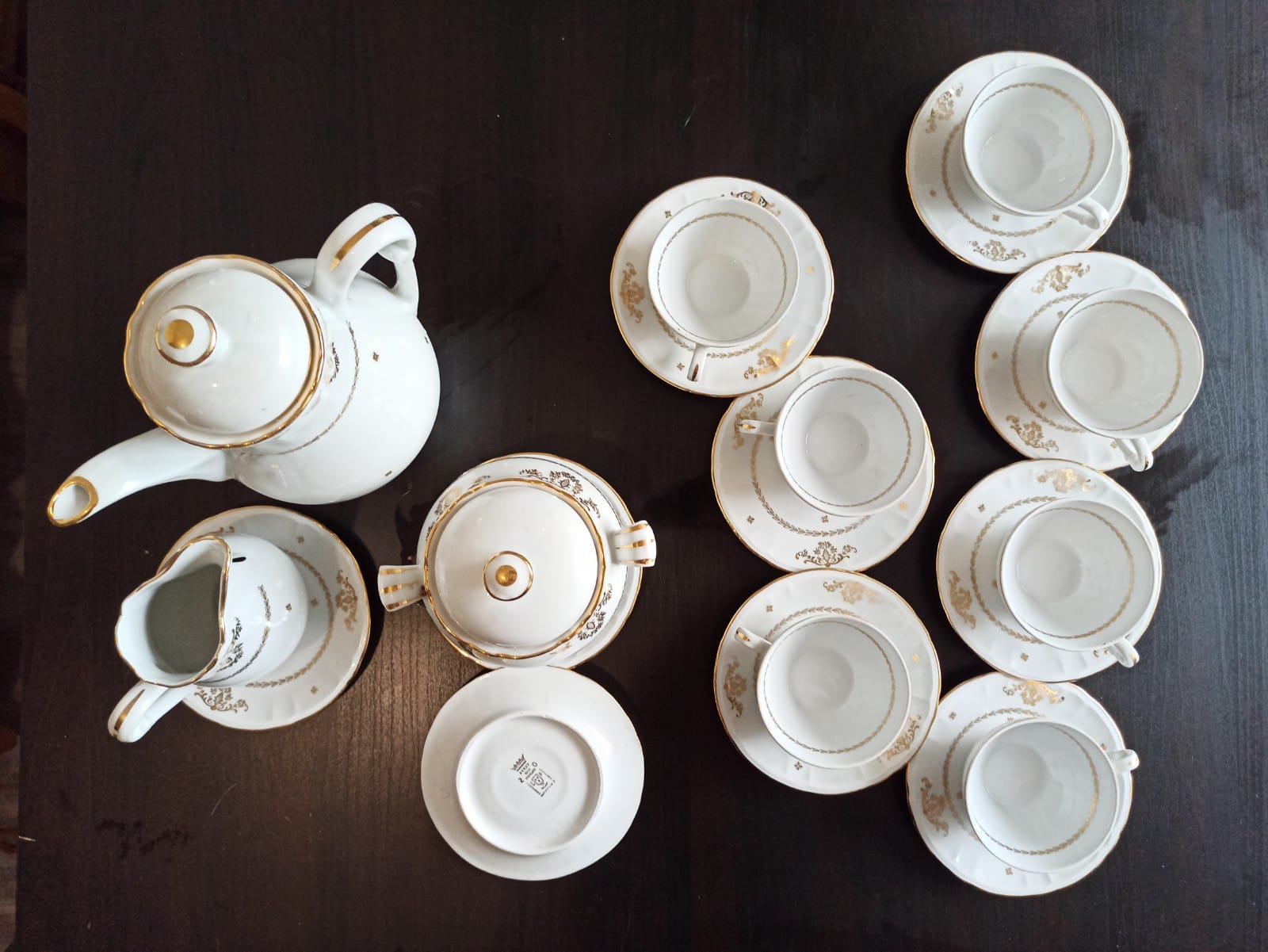 Complete porcelain service | Selency