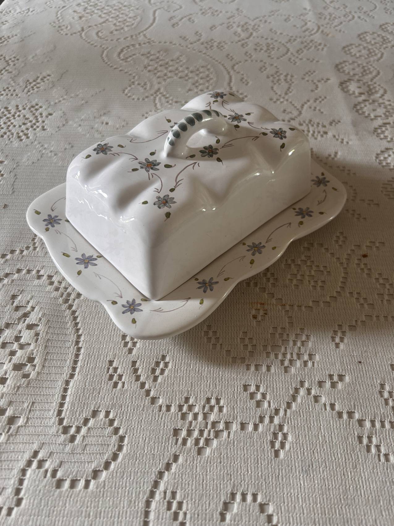 Handcrafted floral earthenware butter dish from the 1970s – Artisan production