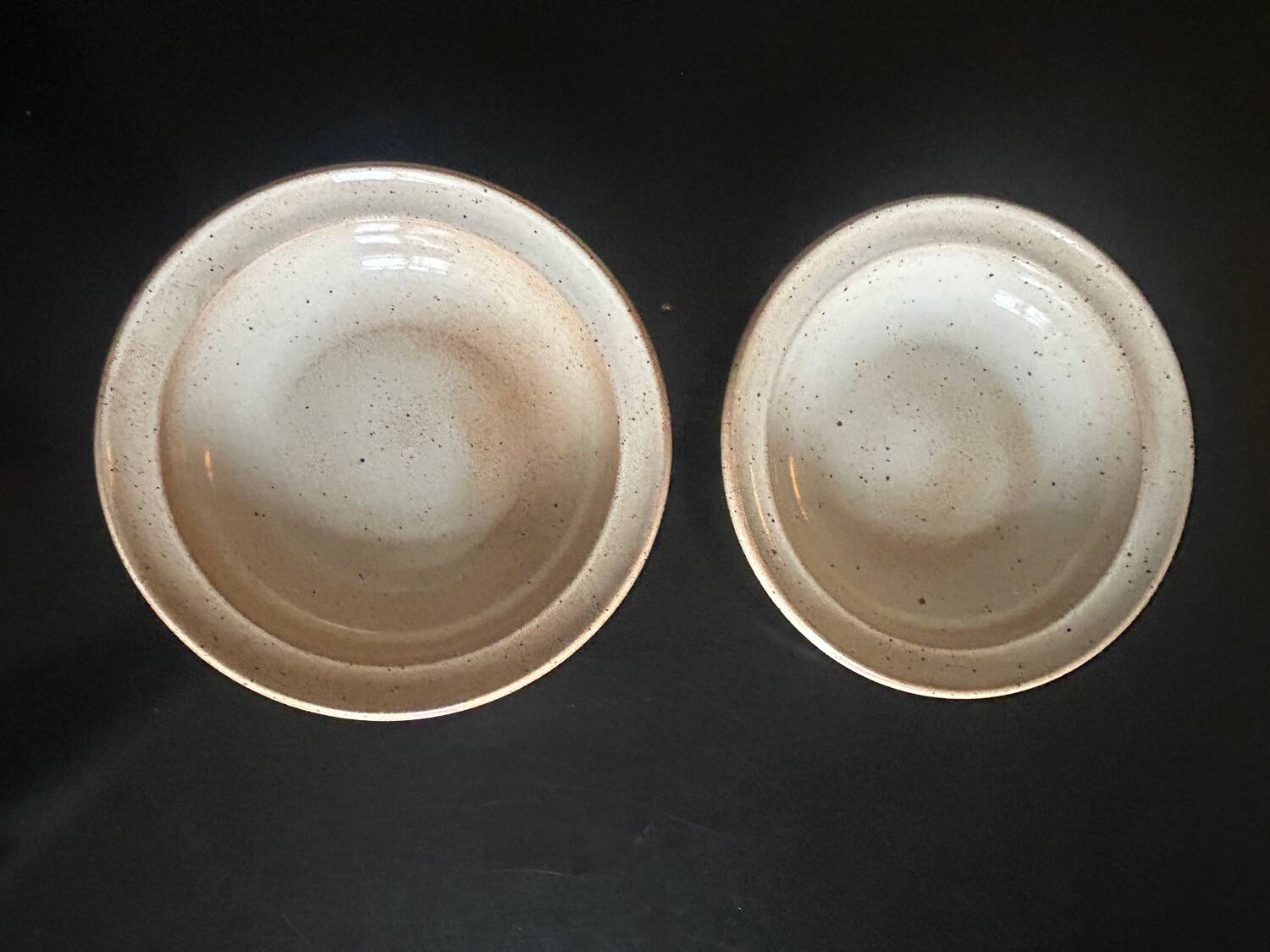 Deep plates Grès du Marais