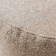 Paire de poufs en laine