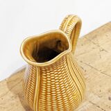 Vintage decanter ('60) pattern "grains of rice". Honey color. In perfect condition.