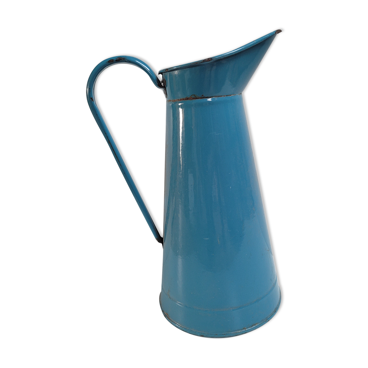 Blue enamelled broc