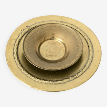 Duo of brass pockets or candle holders