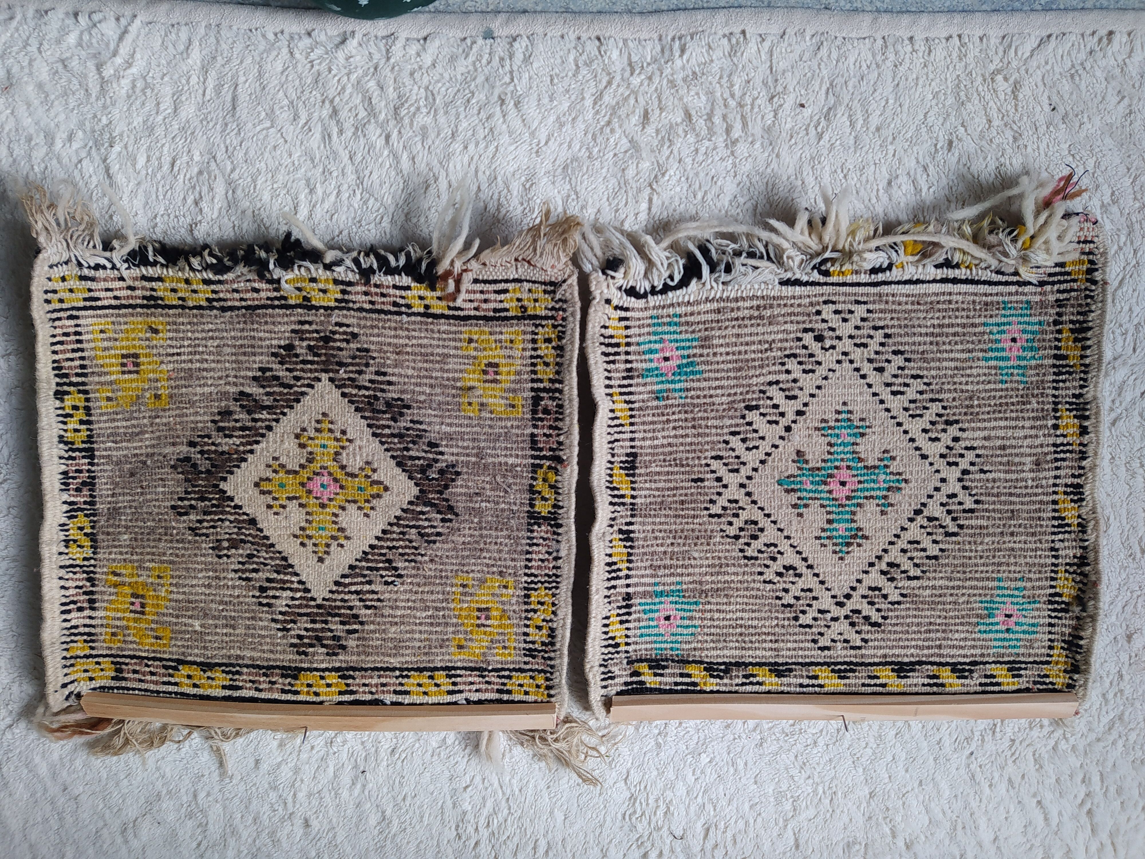 Pair of 2 mini kilim deco wall mats 37x37cm