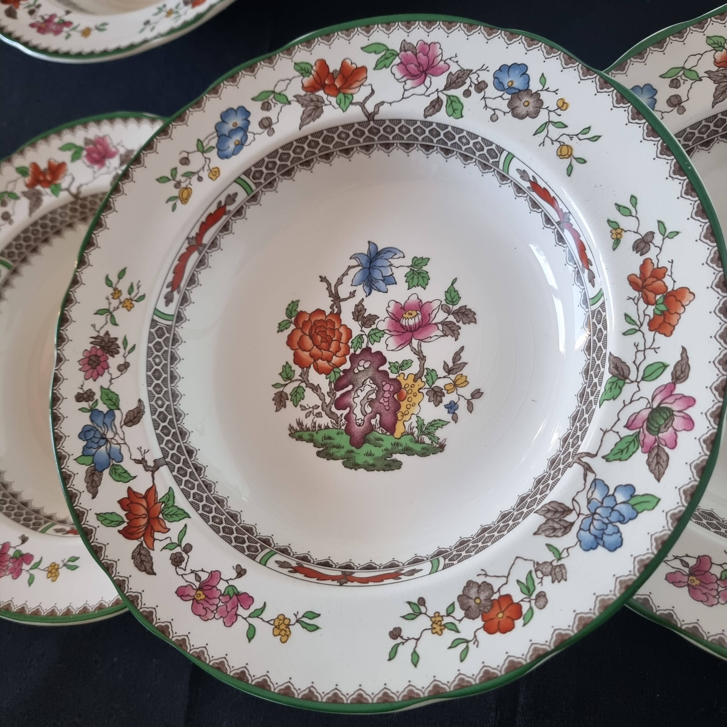 Set of 6 Copeland Spode English porcelain soup plates "Rose de